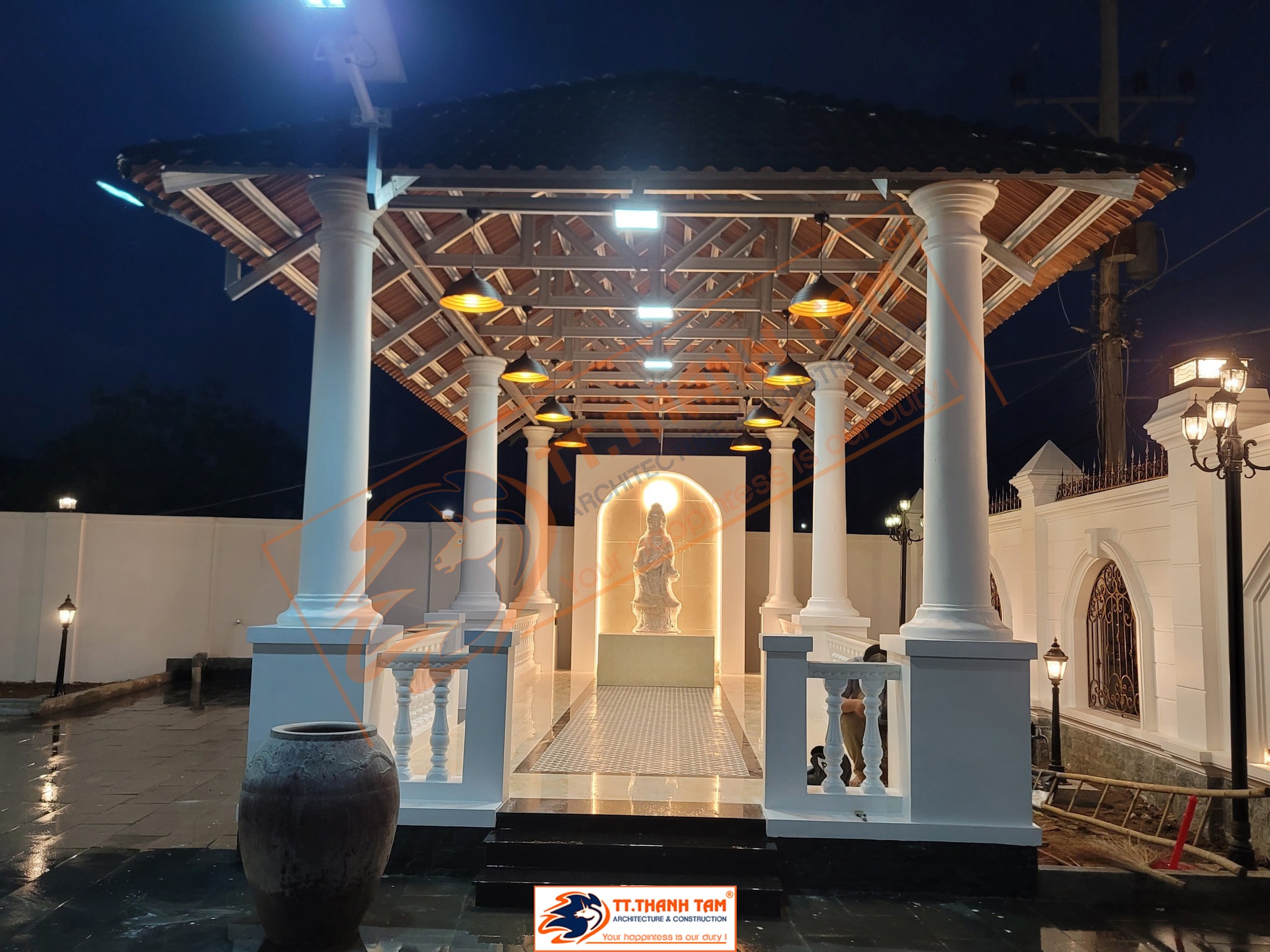 biệt thự 2 tầng tại Tiền Giang - khu thờ phật bà