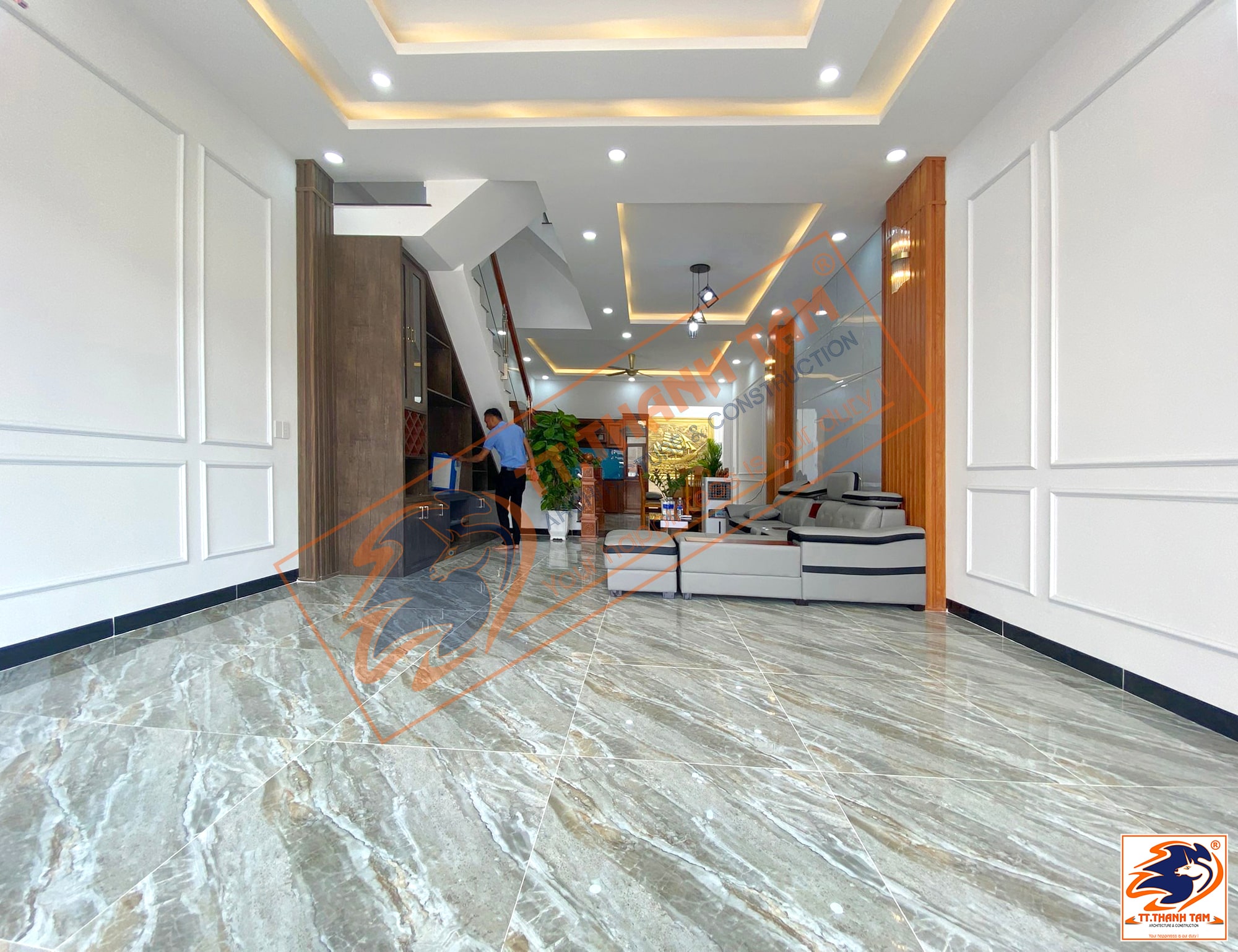 nhà phố 3 tầng hiện đại - sảnh chính