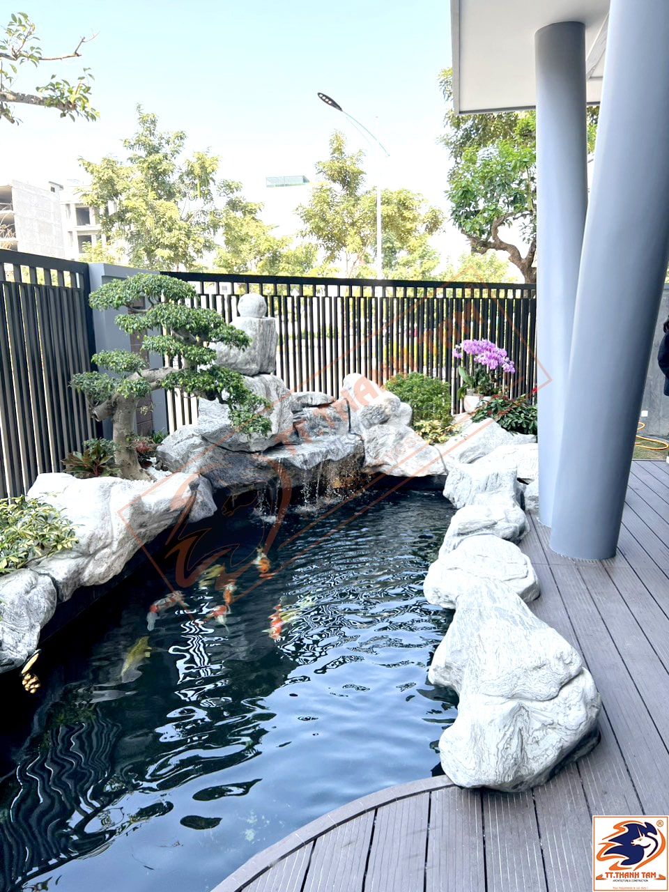 thiết kế thi công trọn gói biệt thự tại Đồng Nai - hồ cá