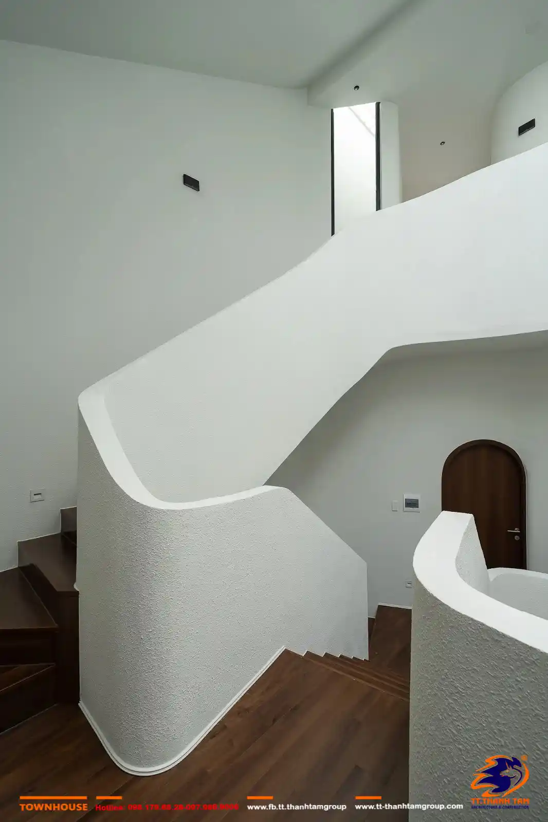 Nhà phố 5x20 sảnh thang 