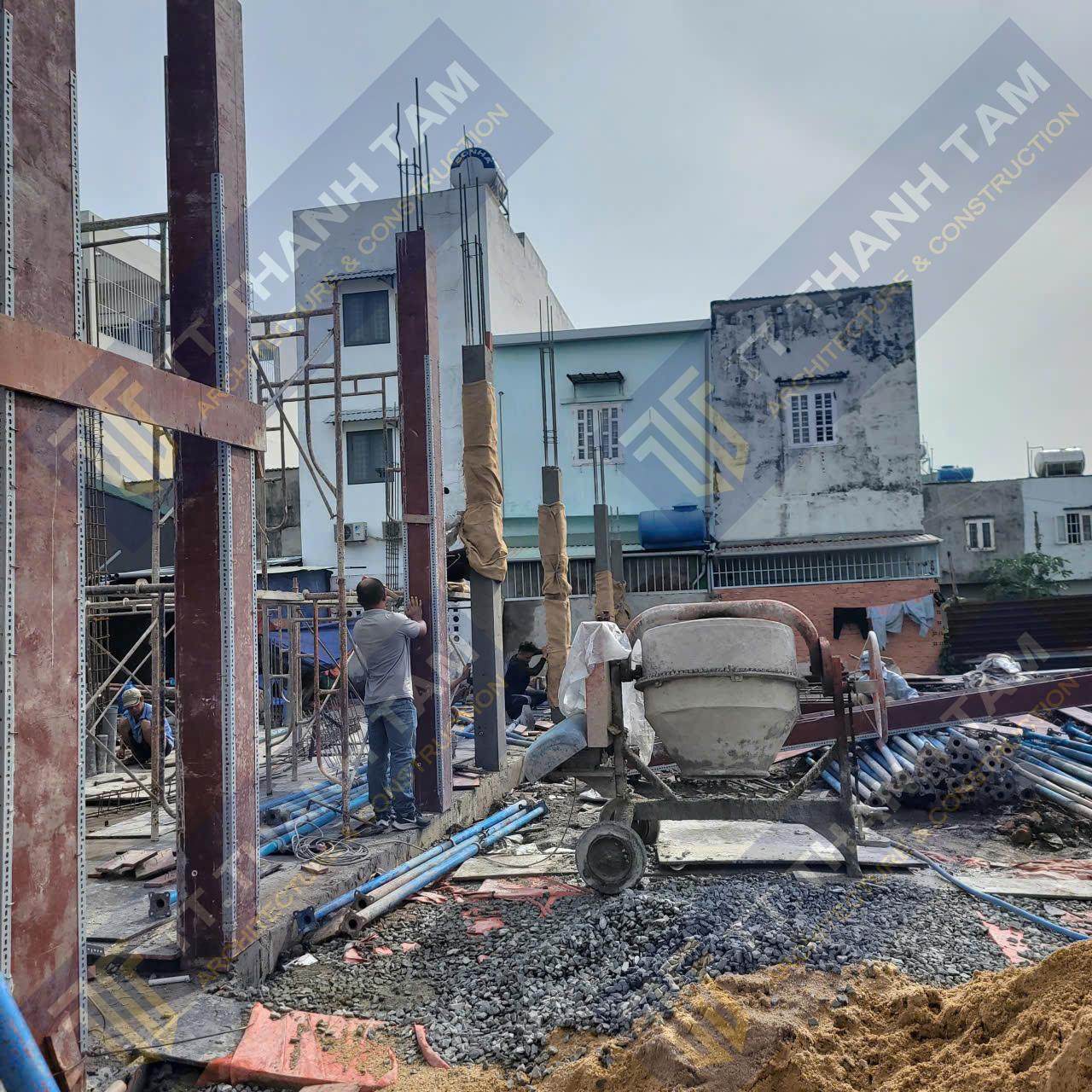 THI CÔNG NHÀ PHỐ 3 TẦNG - THÁO CỐT PHA CỘT